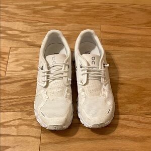 On Cloud white shoes. In great condition.